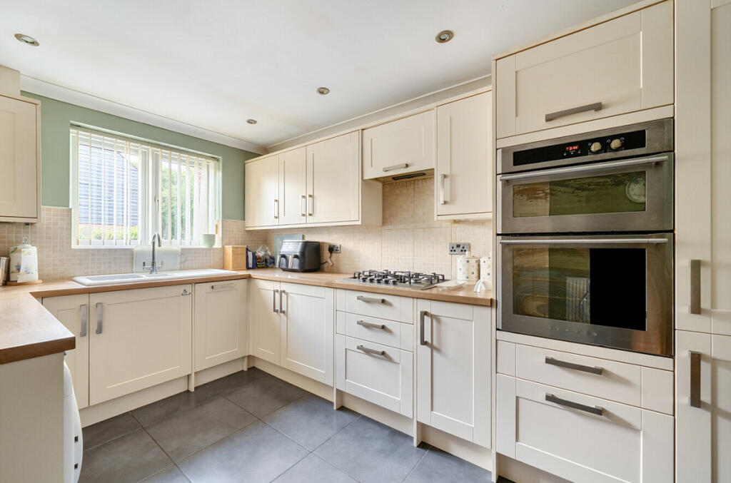 House in Ilford - View 4