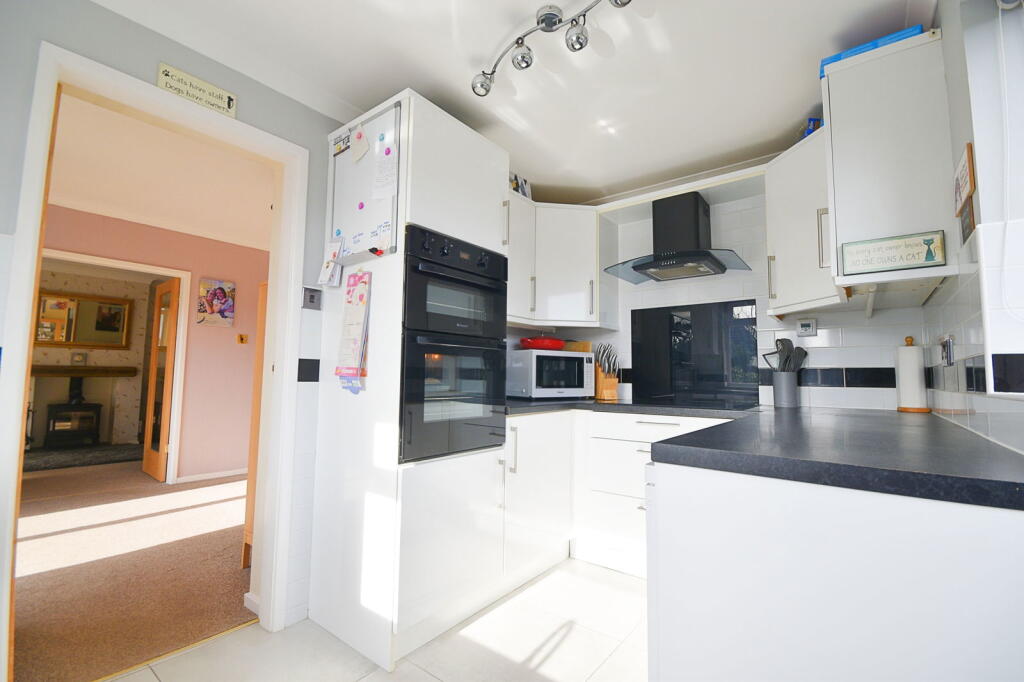 Haddon Drive, Mickleover, Derby, DE3 9HL photo 4