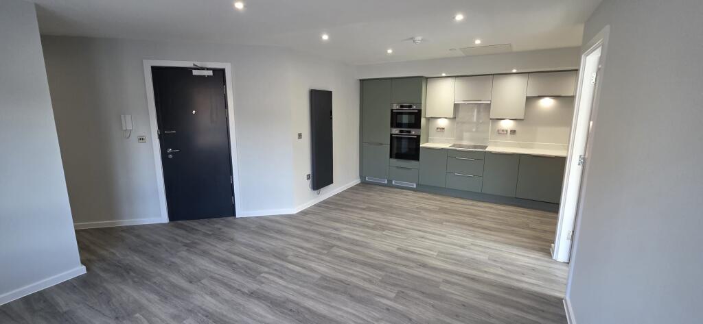 Main image of property: Caversham Road, Reading, RG1