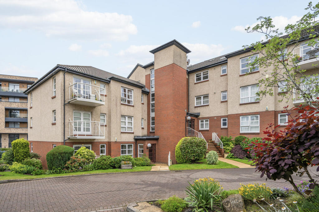 2-bed flat on The Apartments, Milverton Road, Giffnock, £325,000