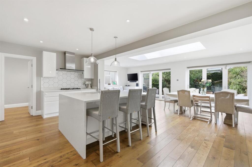 House in Brentwood, Essex - View 2