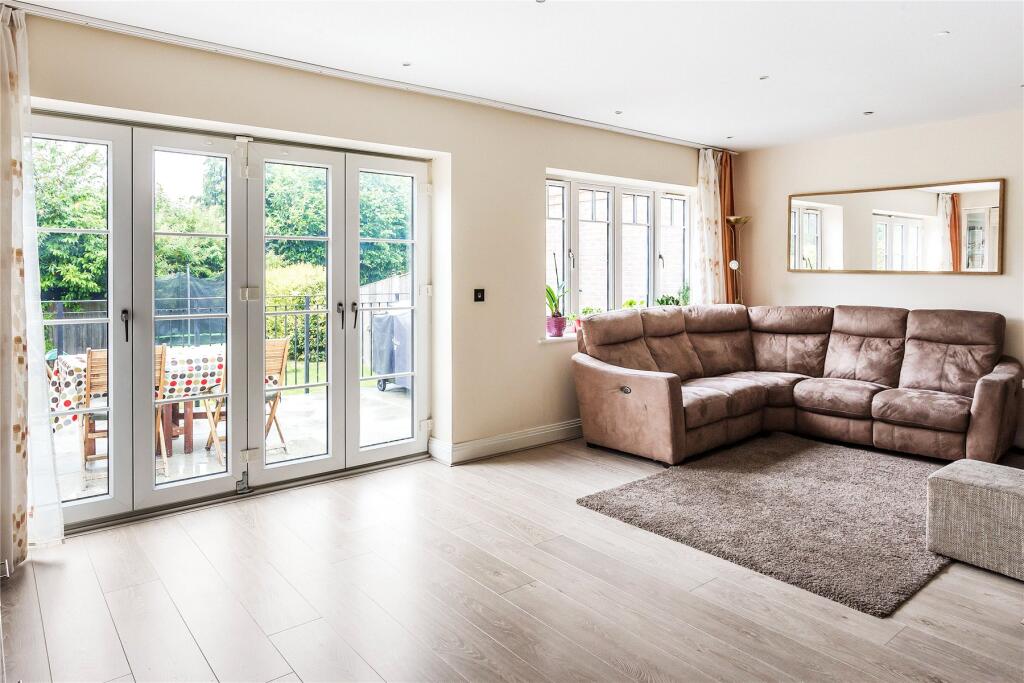 House in Guildford - View 4