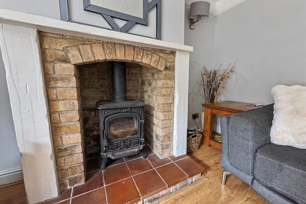 Verwood photo 4