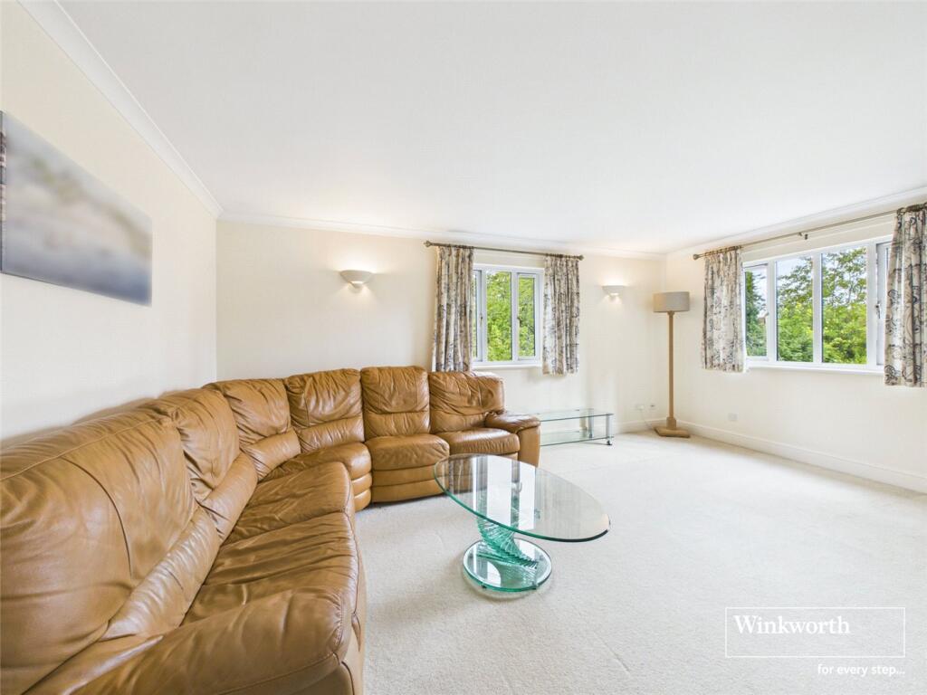 Apartment in Newbury, West Berkshire - View 4
