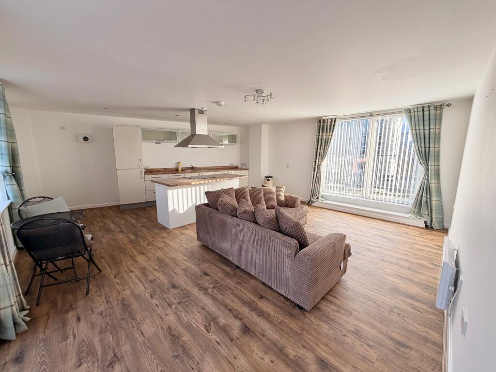 Main image of property: Penistone Road, Sheffield, S6