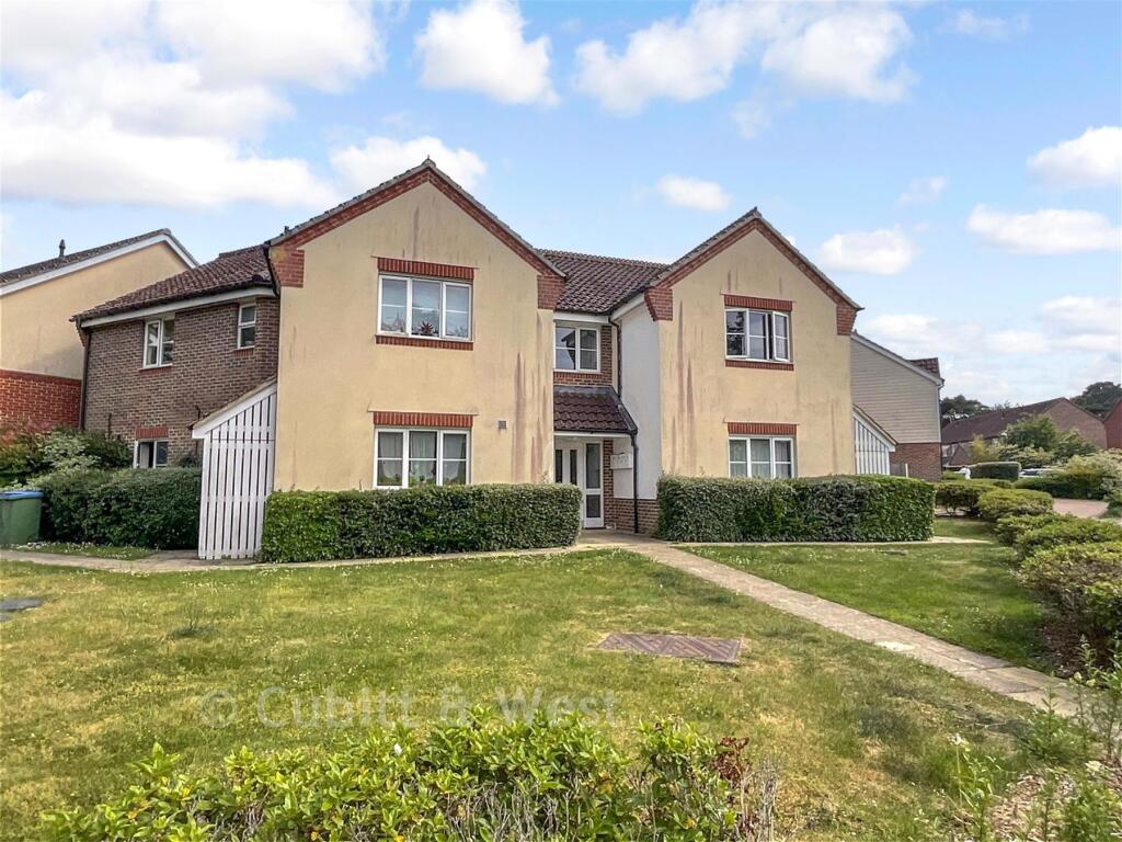 Main image of property: Deer Way, Horsham, West Sussex