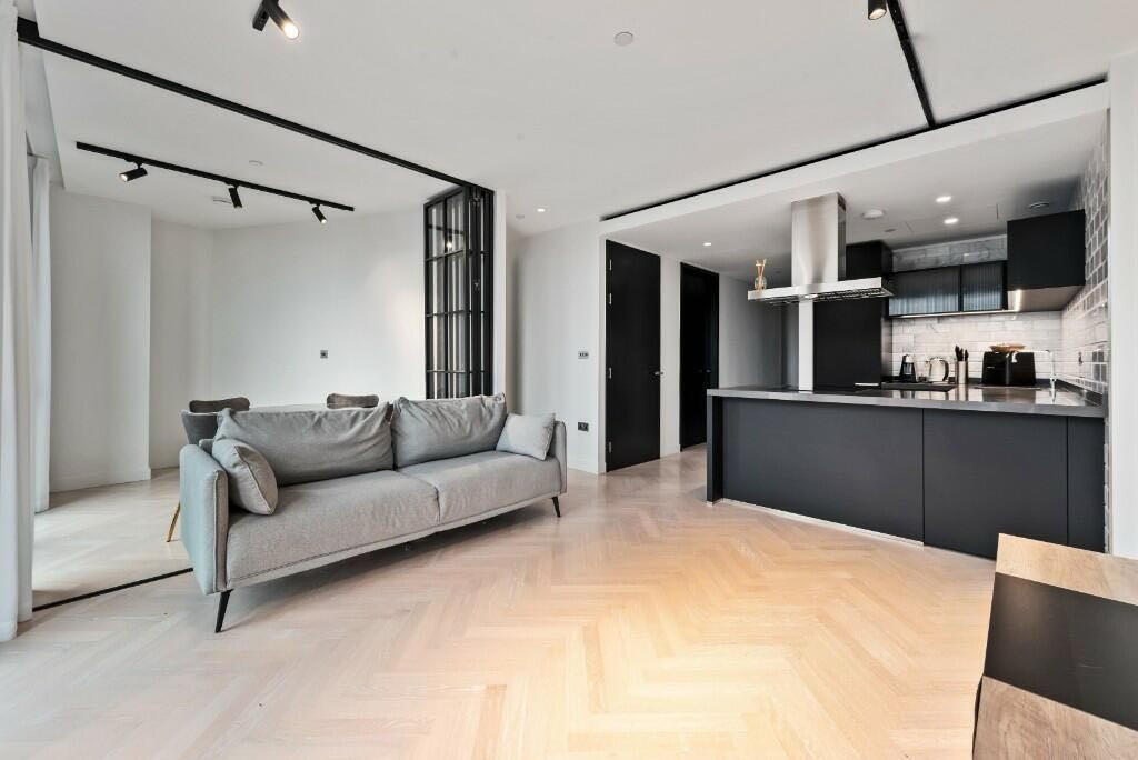 19 Sun Street, London, Greater London, EC2A2FJ photo 2