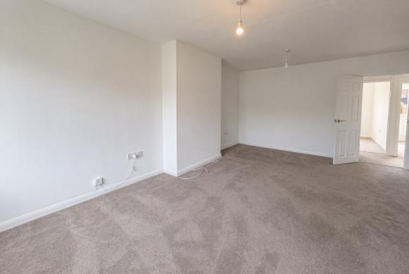 House in Swindon - View 4