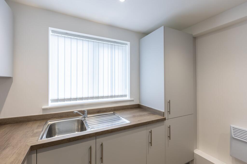 Apartment in Chester - More