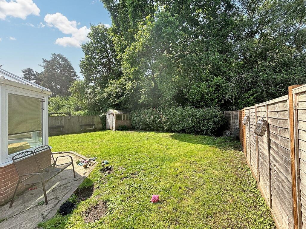 Antells Way, Alderholt, SP6 photo 3