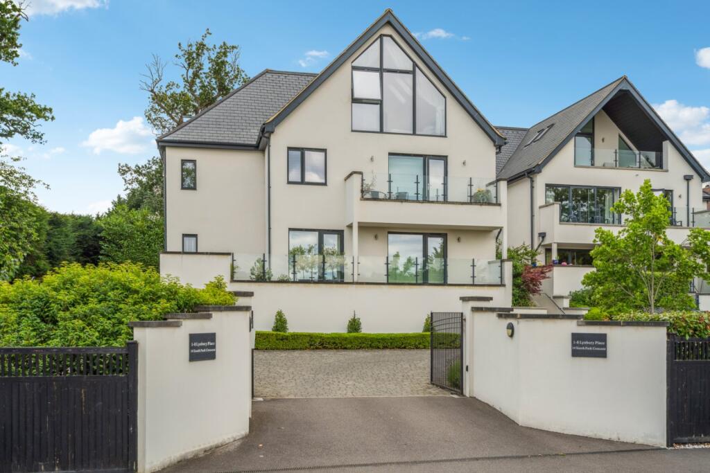Main image of property: South Park Crescent, Gerrards Cross, Buckinghamshire