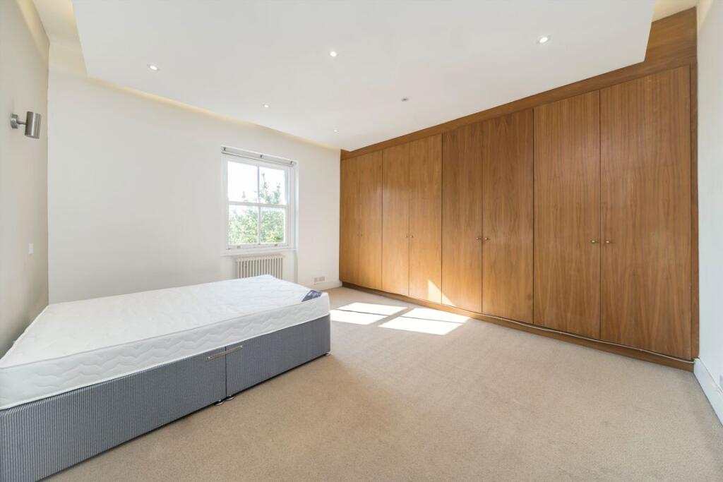 Apartment in London - View 4