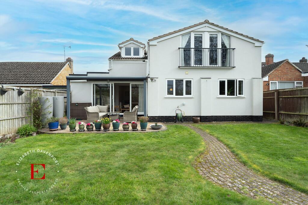 Main image of property: Farmer Ward Road, Kenilworth, CV8