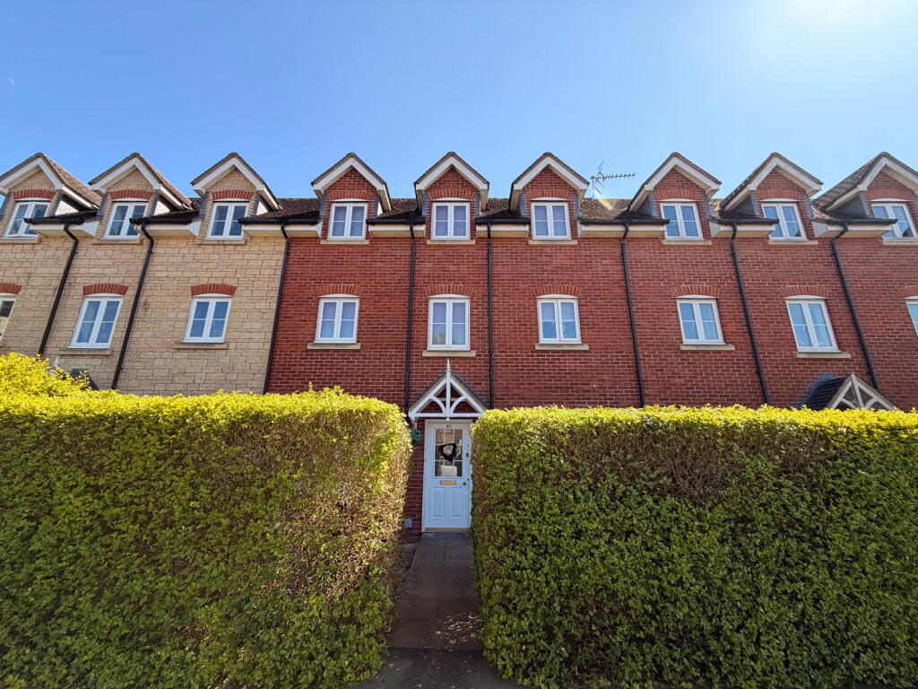 Main image of property: King Edward Close, Calne, SN11 9RG