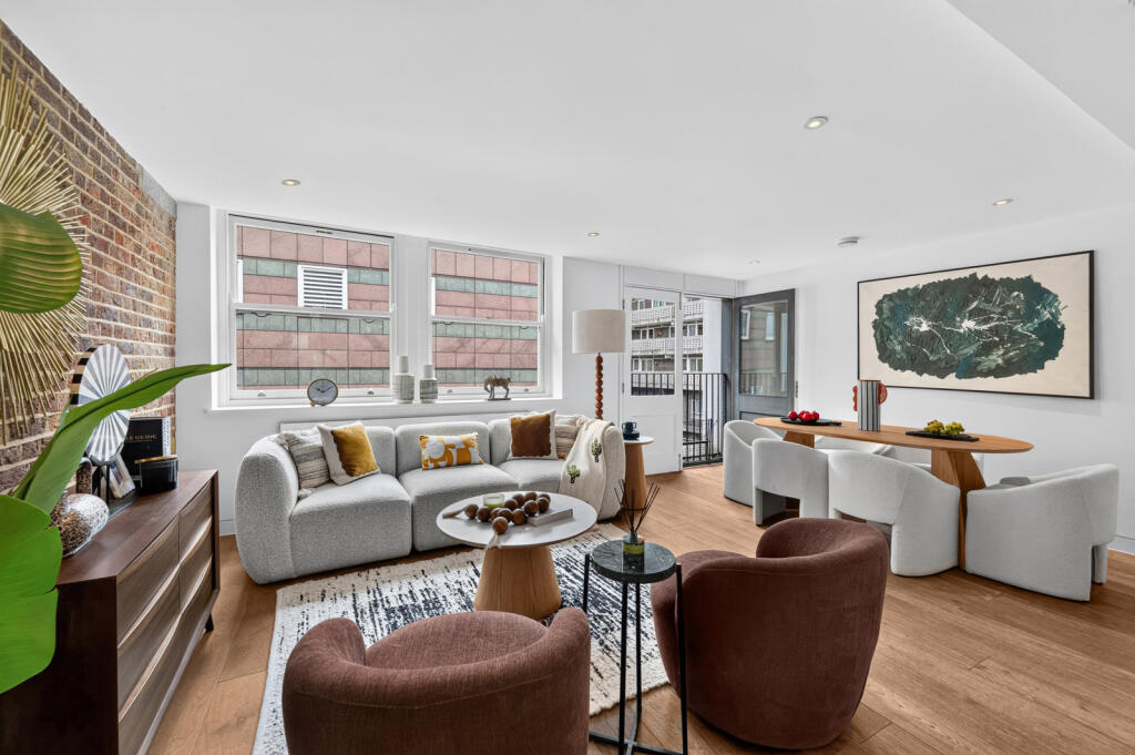 Main image of property: Middlesex Street, London, E1