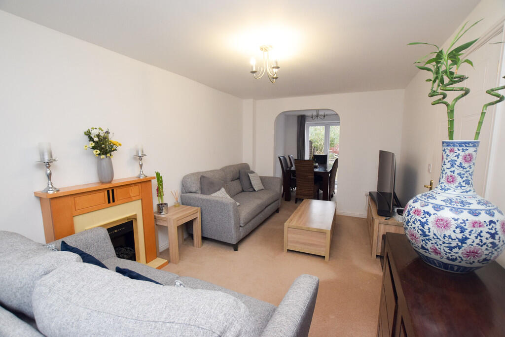 Holbourn Crescent, Priorslee, Telford, TF2 9FD. photo 3