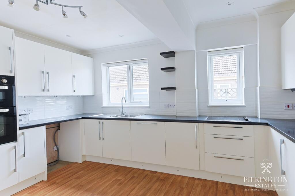House in Plymouth - View 5