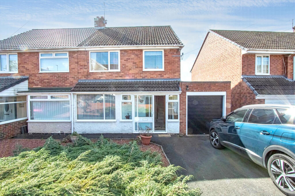 Main image of property: Coquet Grove, Throckley, Newcastle upon Tyne, Tyne and Wear, NE15 9LH