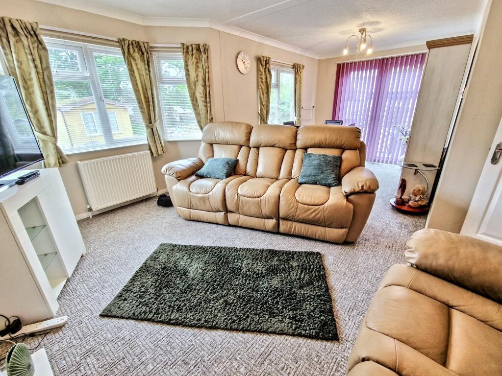 Marlborough Drive, Ringswell Park, Exeter photo 3