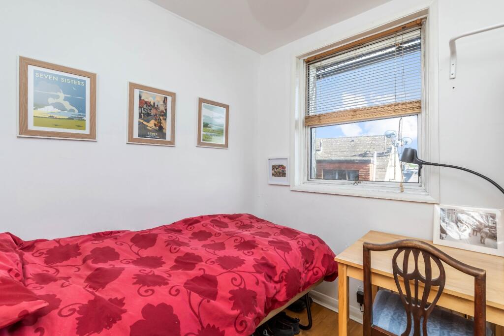 Apartment in Lewes, Cliffe - More