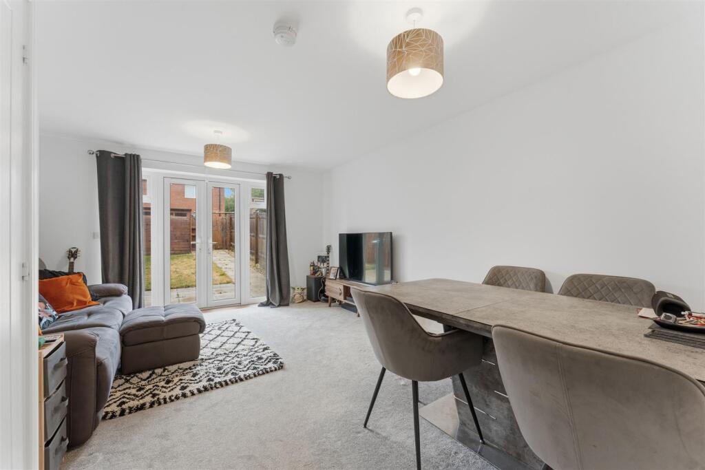 House in Northampton - View 3