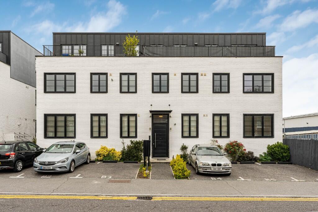 Main image of property: Maybank Road, E18