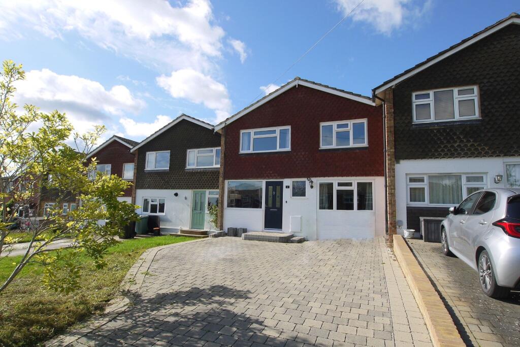 Main image of property: Mount Pleasant Road, Weald, TN14