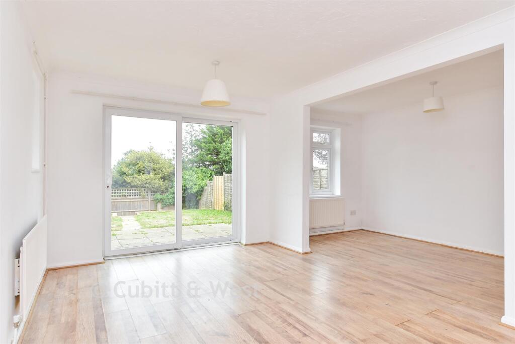 House in Lewes, Peacehaven - View 4