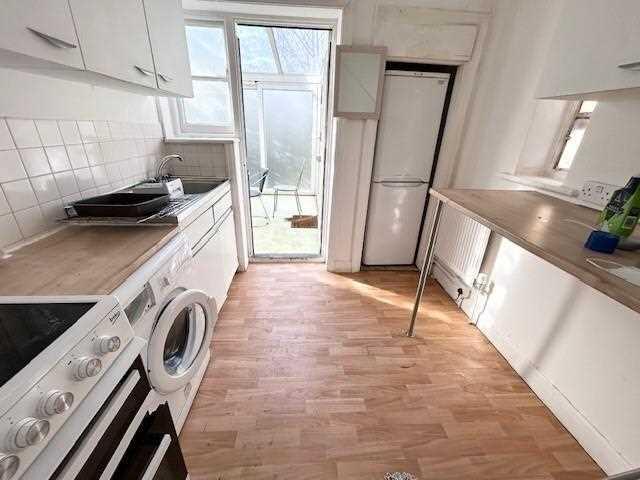 House share for rent