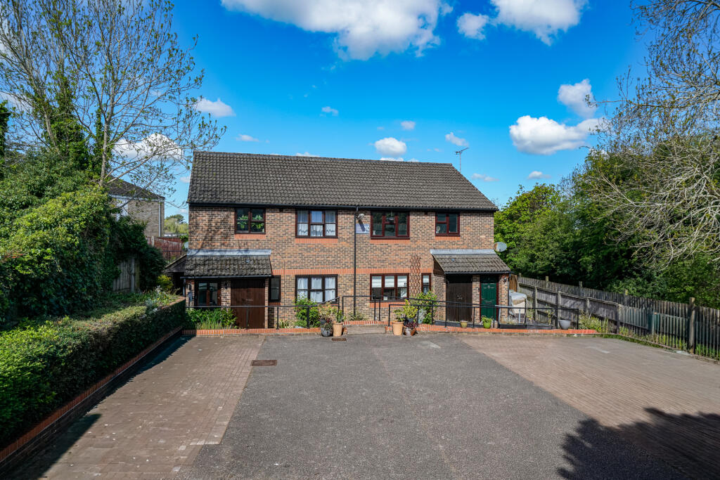 Main image of property: Falcon Ridge, Berkhamsted