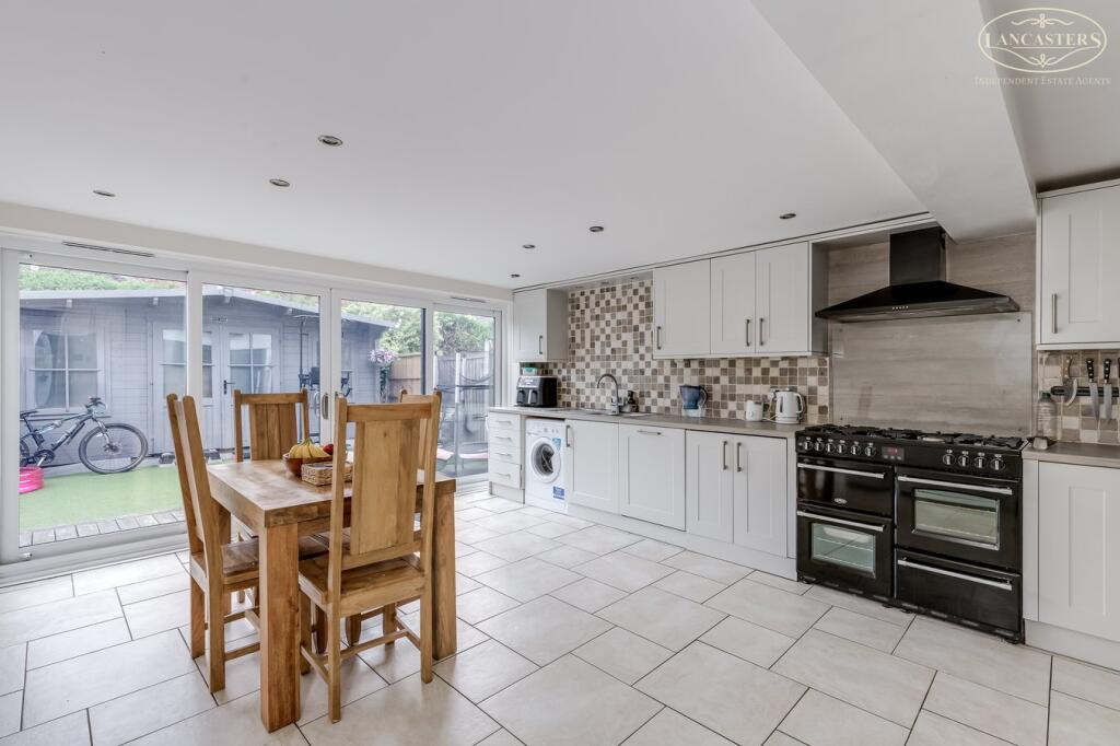 House in Bolton, Hunger Hill, Chew Moor - View 3