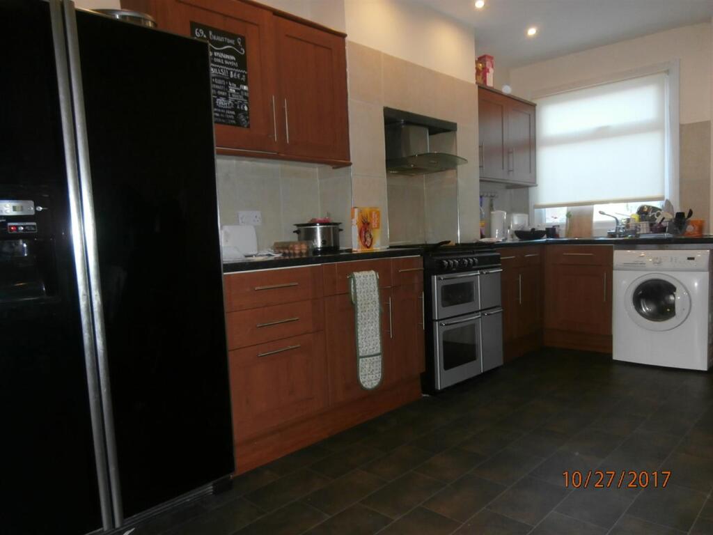 Main image of property: Braunstone Gate, Leicester