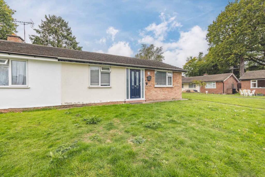 Main image of property: Heatherden Green, , Iver Heath, SL0