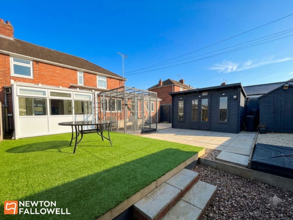 House in Nottingham - View 4