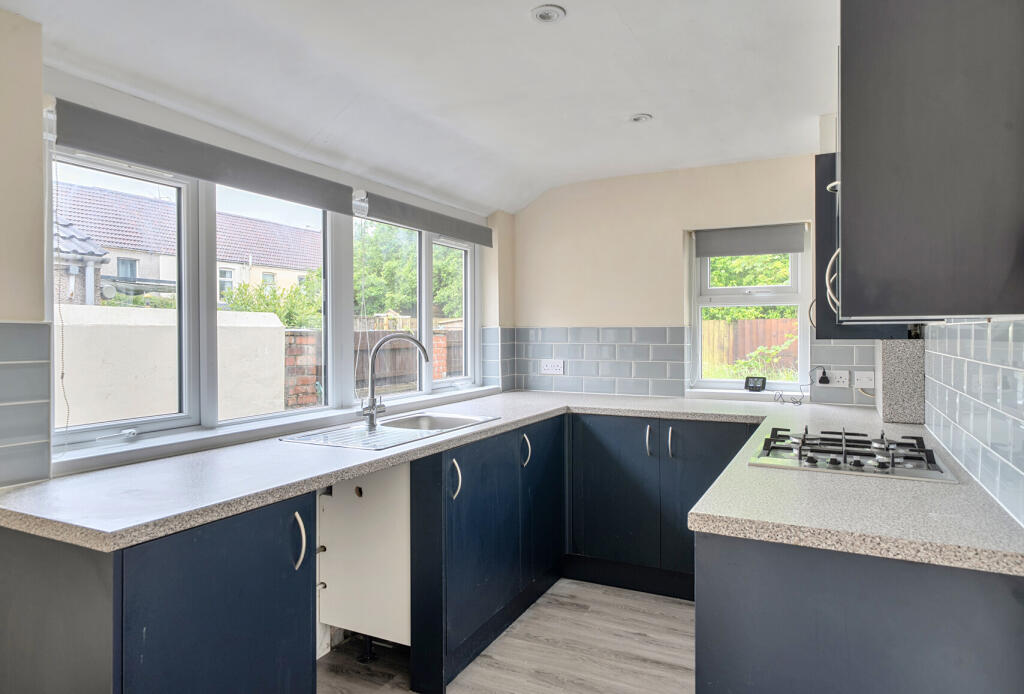Crown Road, Kingswood, Bristol, BS15 – pohled 4