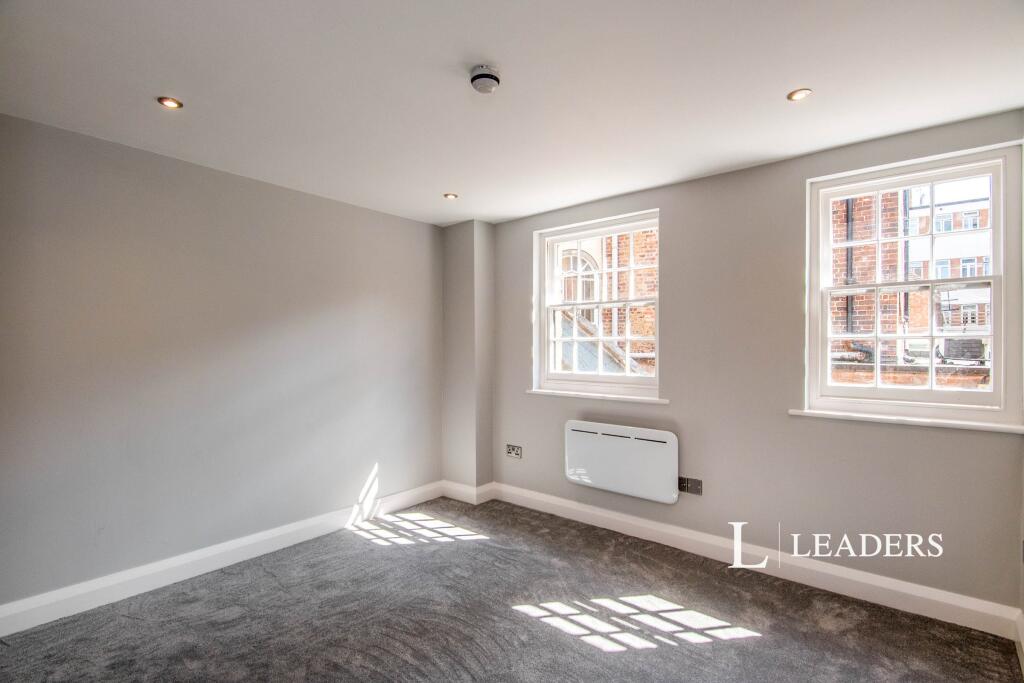 Apartment in Worcester - View 5