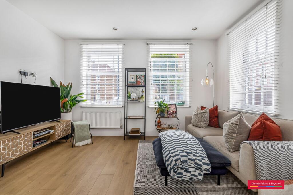Main image of property: London Road, Enfield, EN2