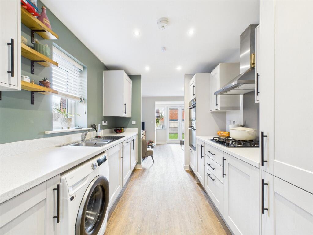 Thespian Road, Churchdown, Gloucester, Gloucestershire, GL3 photo 2