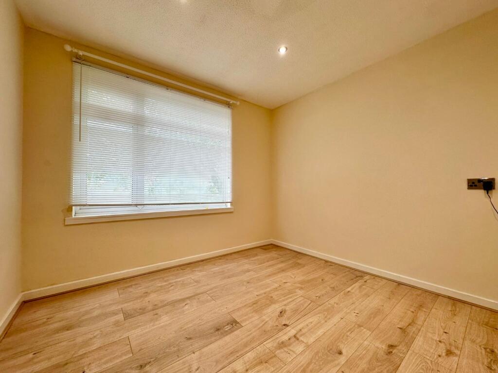 Apartment in Luton - View 4