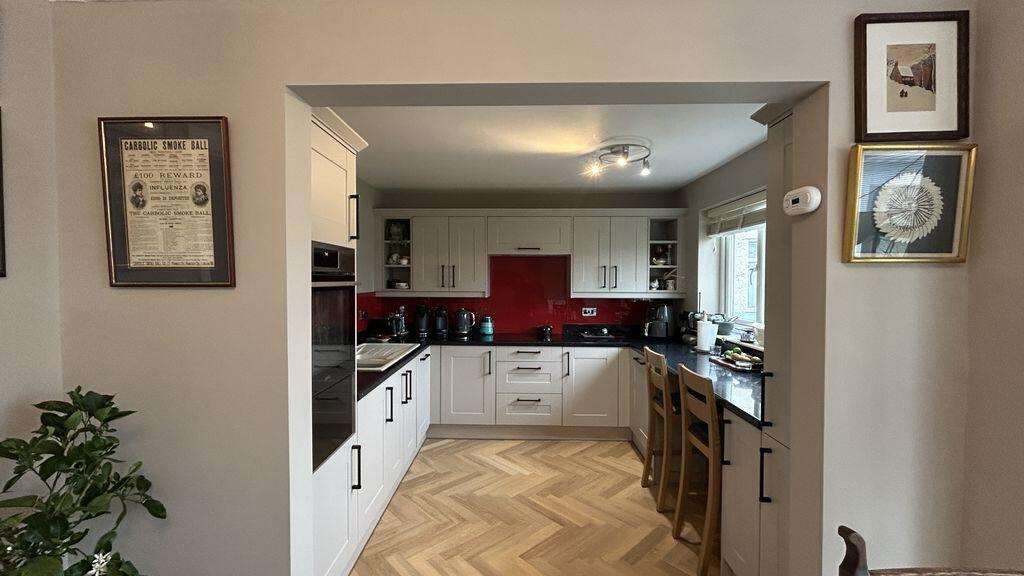 House in Rhos-on-Sea - More