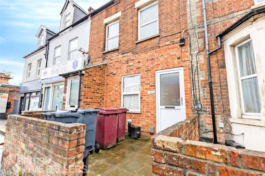 4-bed terraced on Oxford Road, Reading, Berkshire, RG30, £350,000