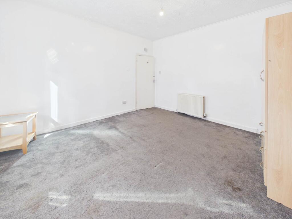 Apartment in Glasgow - View 5