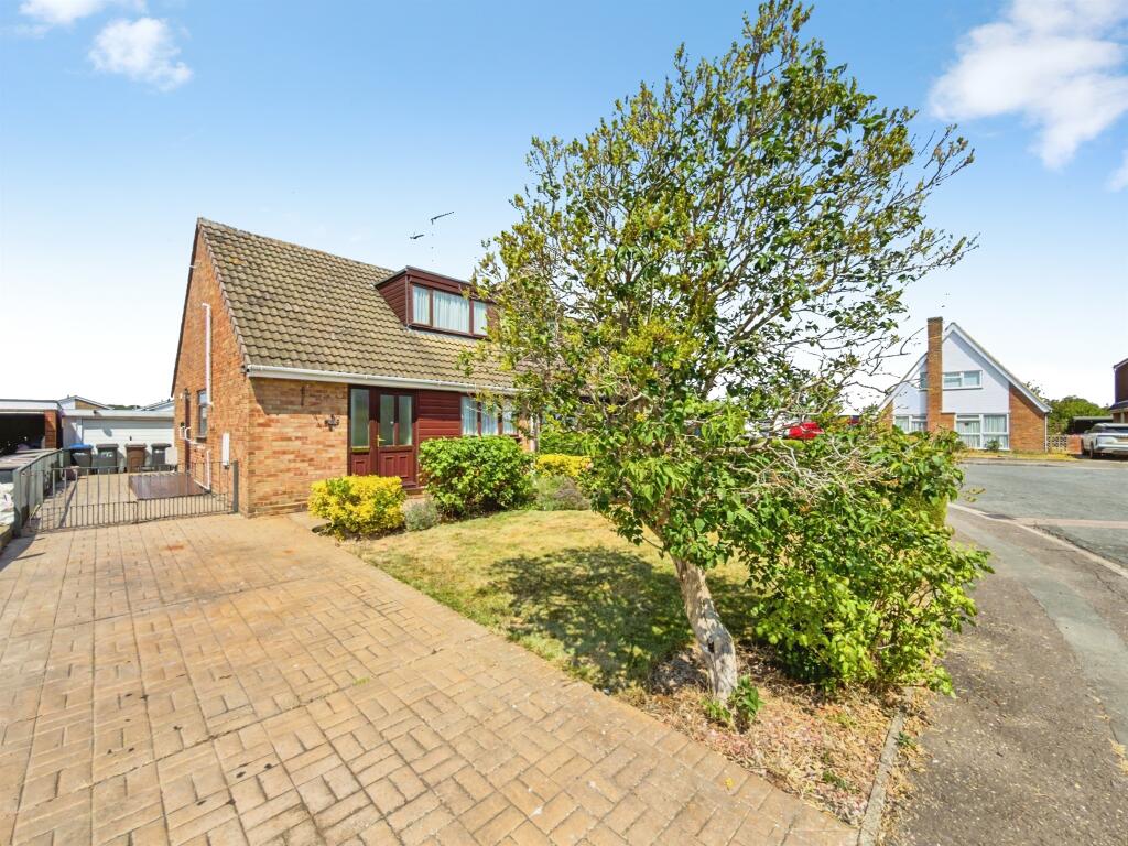 Main image of property: Obelisk Rise, Northampton