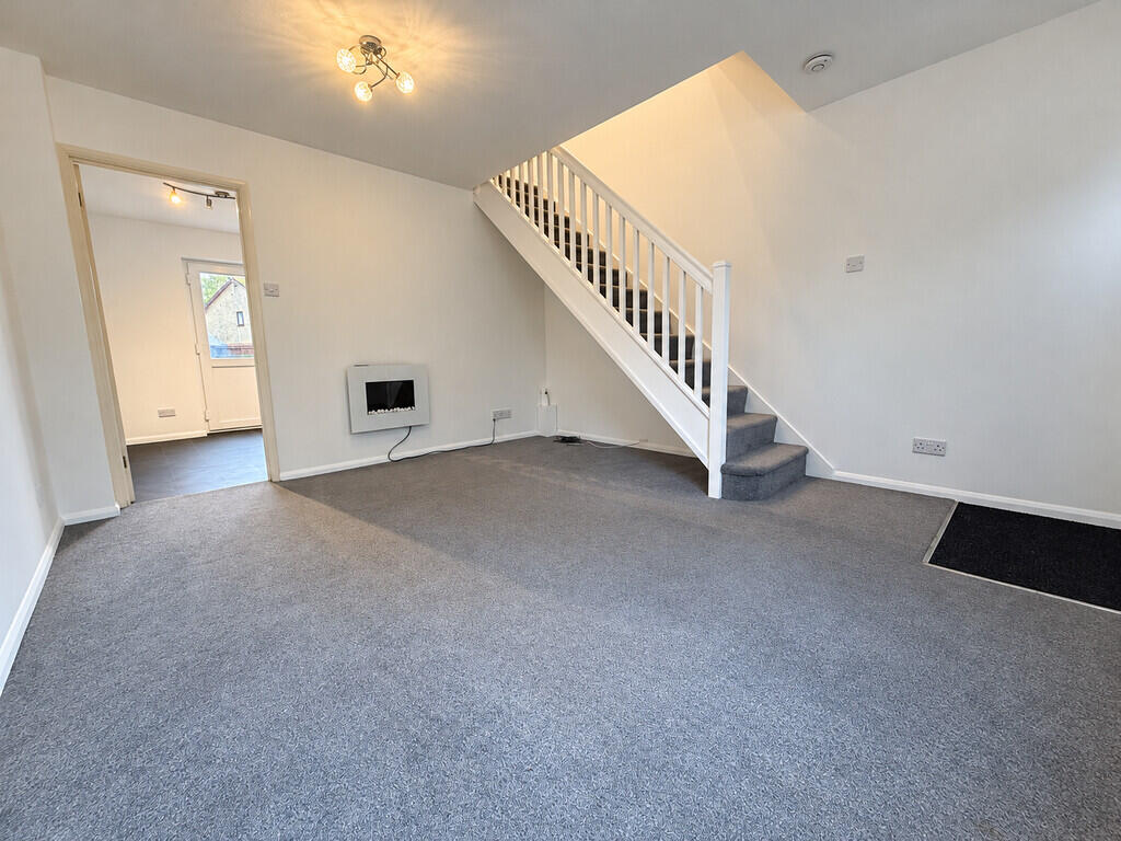 House in Weston-super-Mare, Locking Castle - View 2