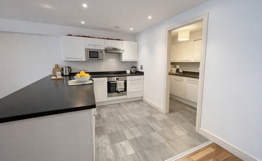 Apartment in Manchester - View 3