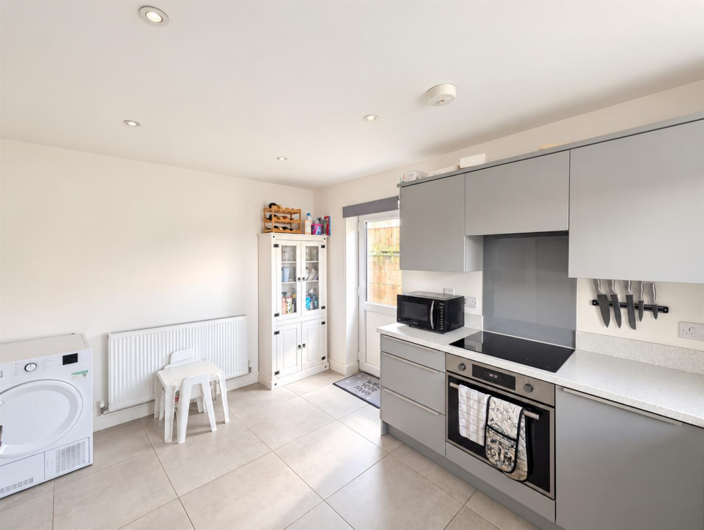 House in Tonbridge - View 5
