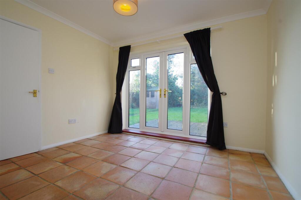 Norries Drive, Wallingford photo 4