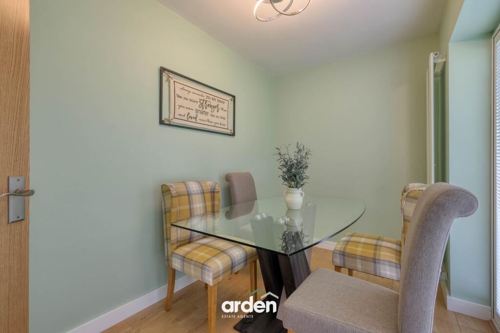 House in Redditch, Headless Cross - More