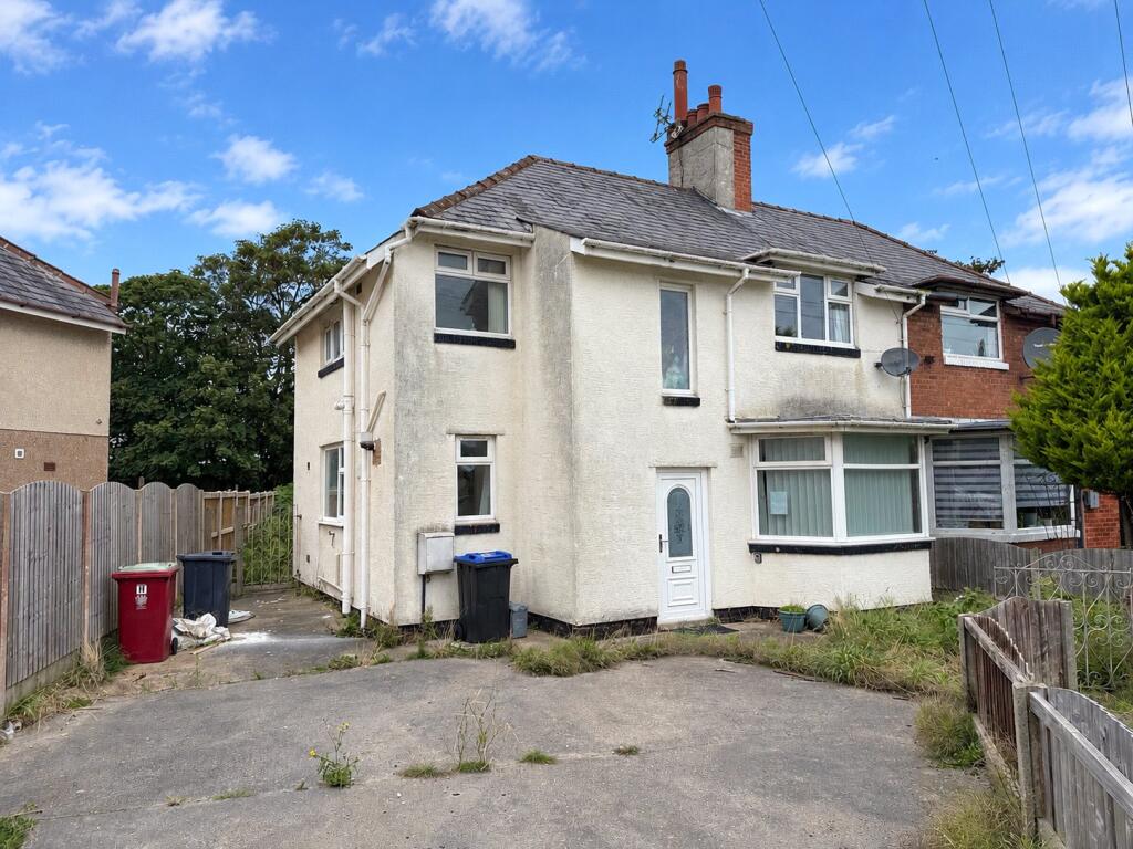 3 Bedroom Semi-Detached in FY4 3EZ