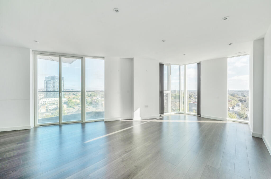 Apartment in London, Broad Green - View 2